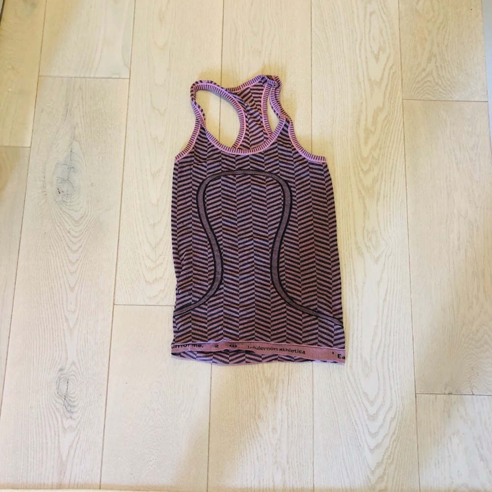 Lululemon workout tank